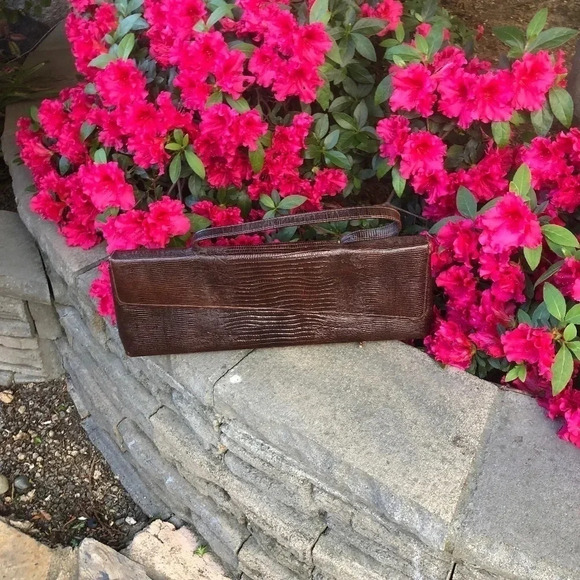 Vintage 60s Lizard  Brown Embossed Leather Envelope Clutch - Picture 1 of 7